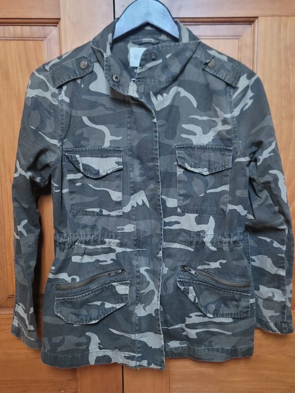 Sky and Sparrow Military style field jacket Army Camo Cinched waist utility Sz S